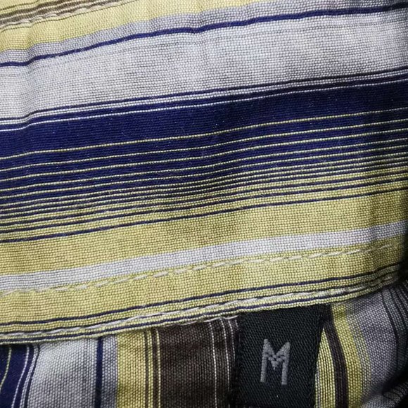 NWT ENERGIE GOLD Dynamic Striped Pattern Shirt Size M - Picture 4 of 8